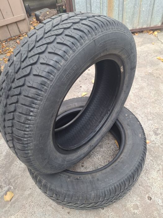 Vând cauciucuri M+S