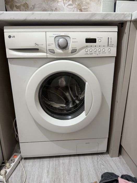 Продам стиральную машинку