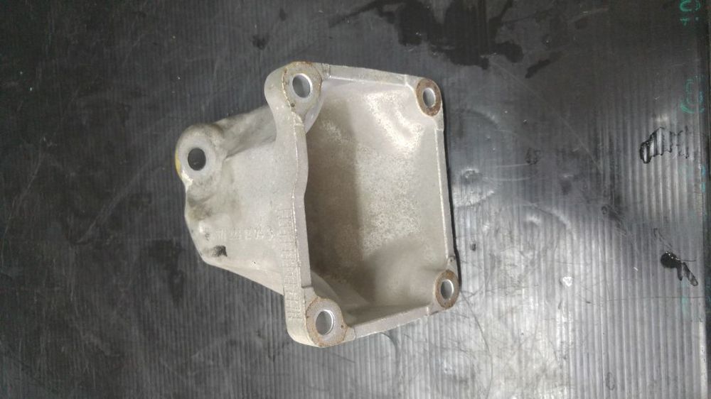 Suport dreapta motor 2.0 diesel 671960 ssangyong rexton a6712231204