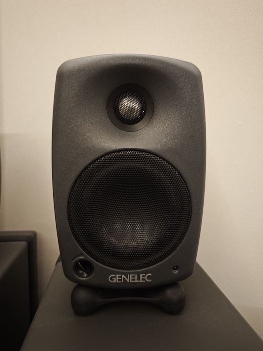 Мониторы Genelec 8020C
