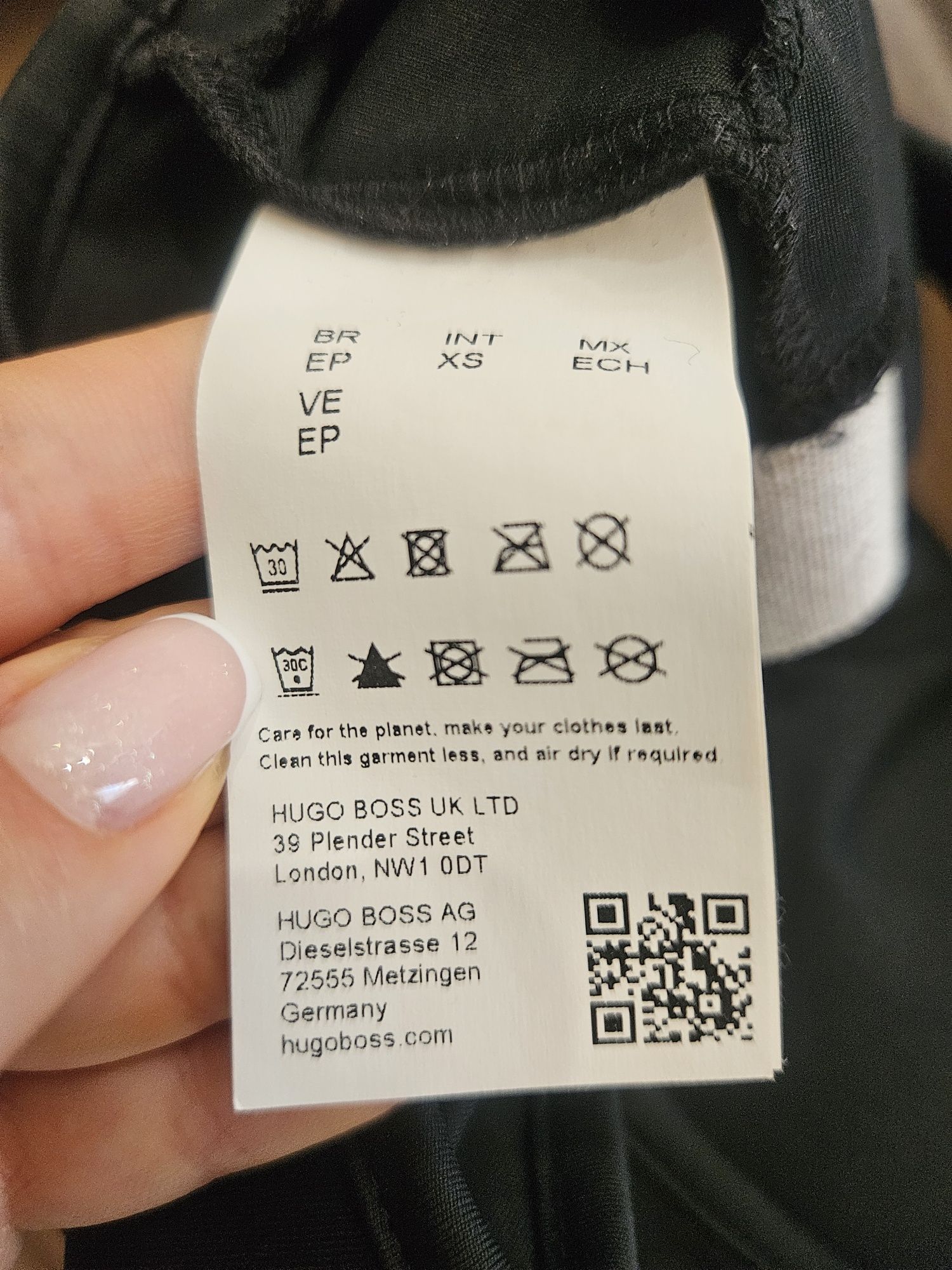 Черно Бюстие hugo boss