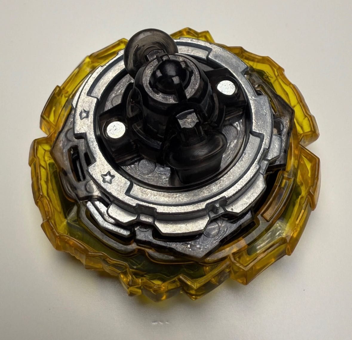 Beyblade burst колекция