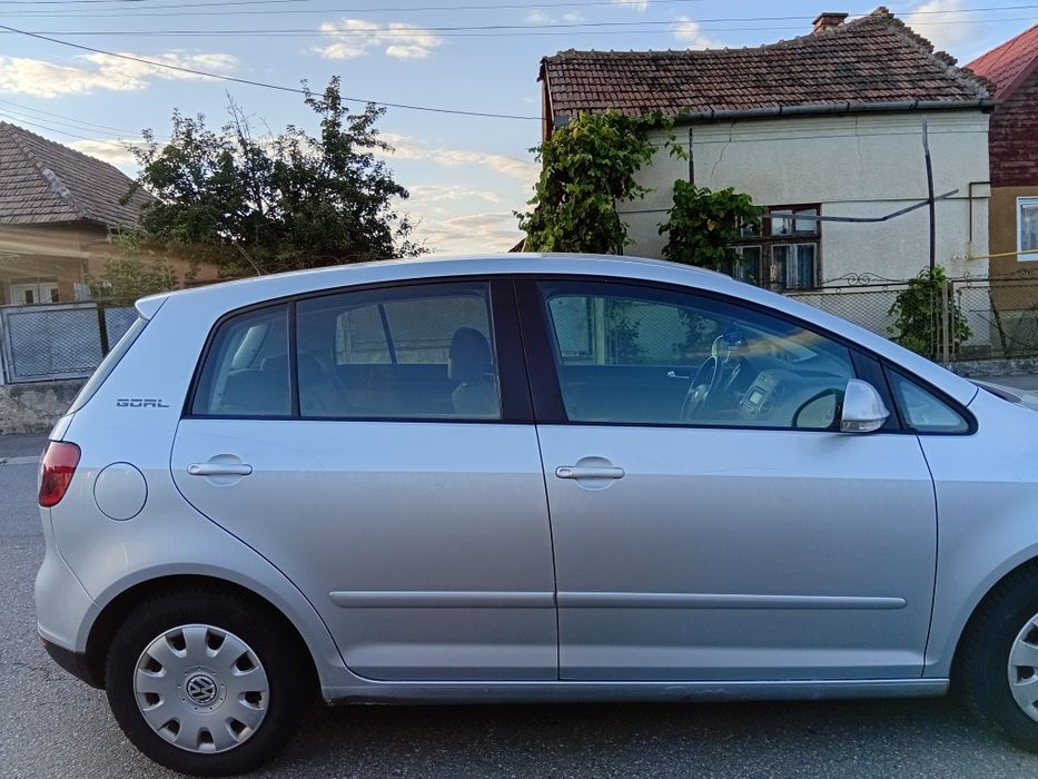 Wolkswagen golf 5 plus
