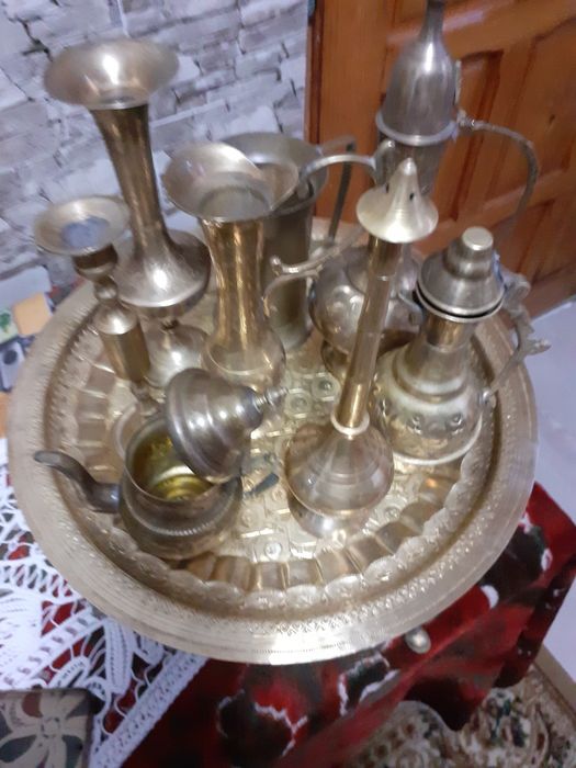 Vând obiecte din alamă