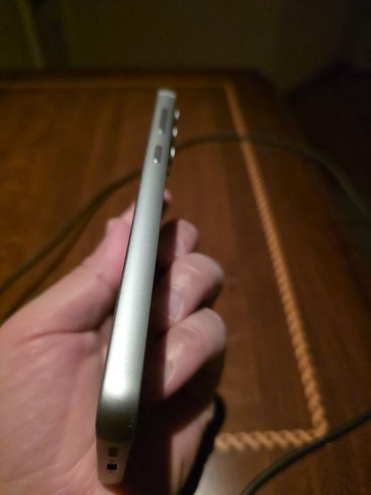 Продается Samsung s23 Fe в отличном состоянии!!!