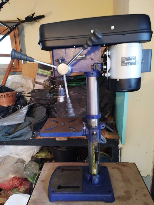 Колонна бормашина Einhell BT-BD 701