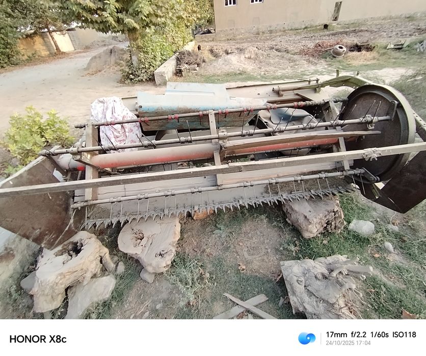 Traktor t40 beda urgich