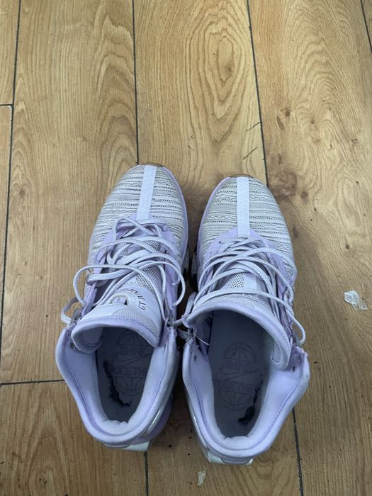 Vand adidasi nike g.t cut