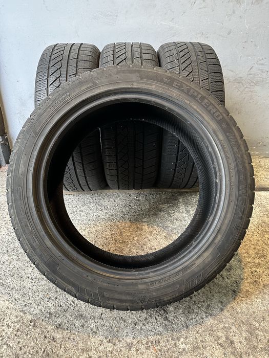 Гуми 235/50/19 PETLAS Explero Winter