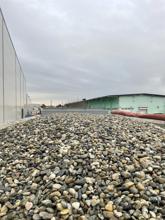 Inchiriem buldoexcvator cu picon