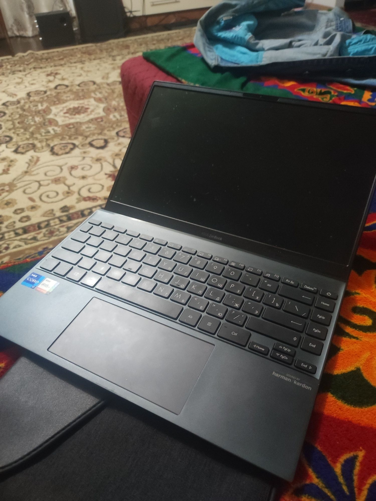 Ноутбук Asus Zenbook 13