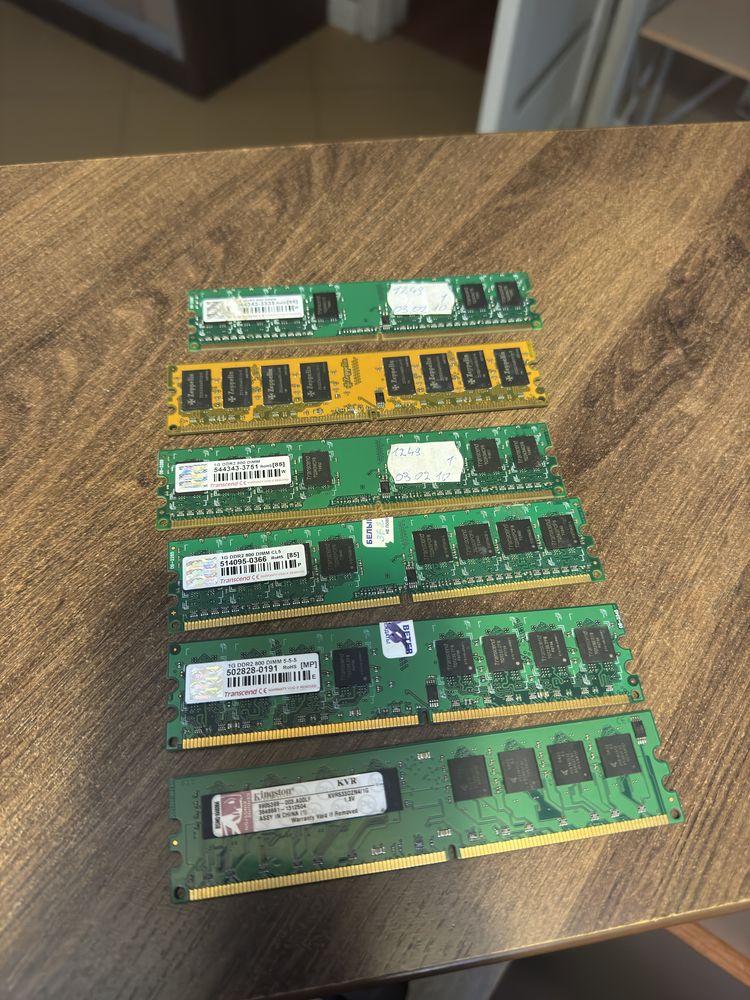 Продам ОЗУ DDR 2 в количестве 1 штуки 1 gb