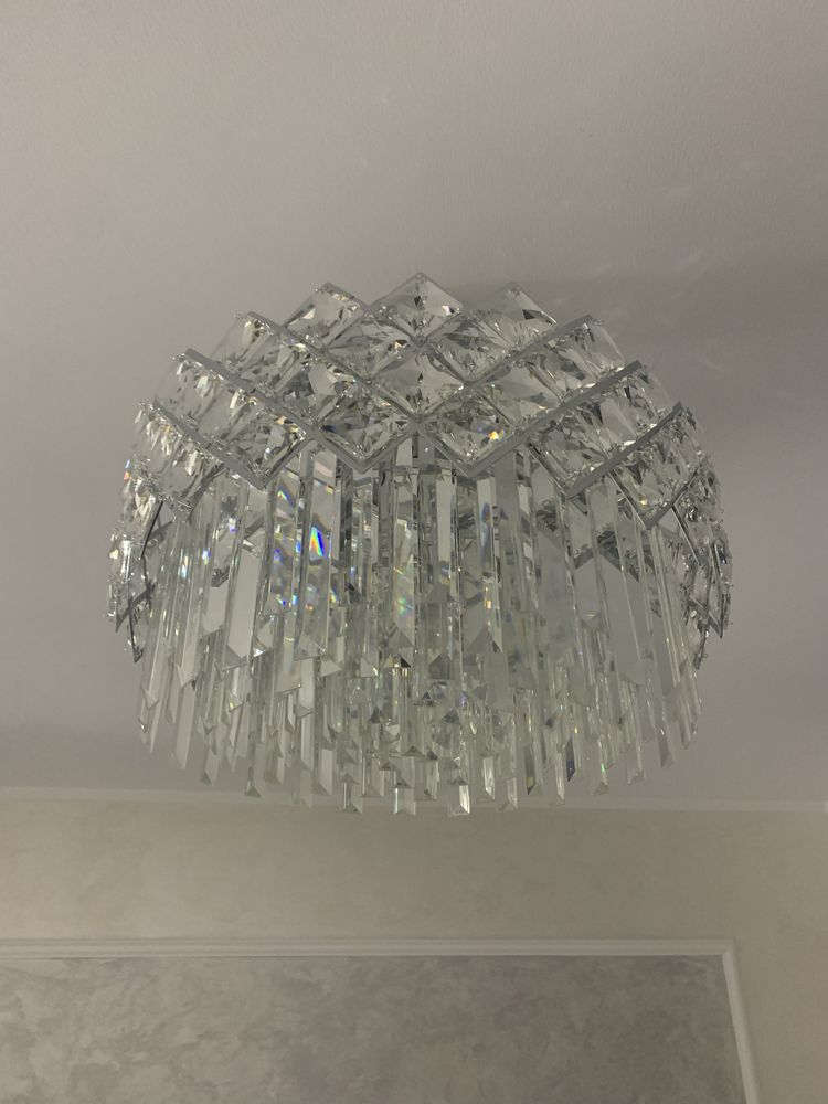 Lustra candelabru