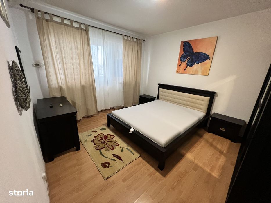 INCHIRIEZ  apartament 3 camere,renovat,zona Calea Poplacii