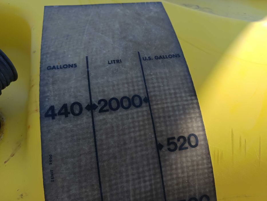 Вентилаторна пръскачка 2000 литра