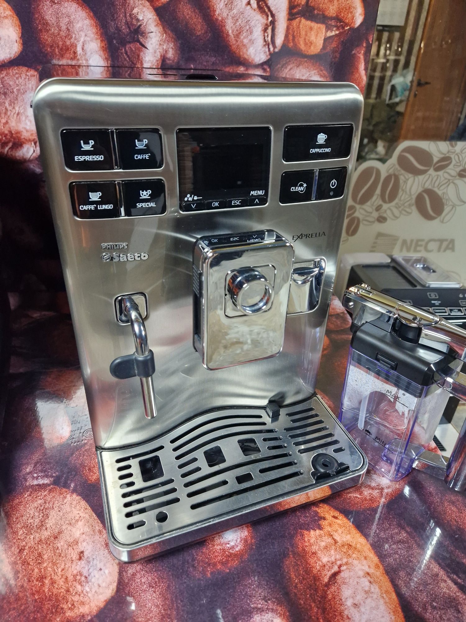 Кафе машина Phillips Saeco Exprelia -гаранция