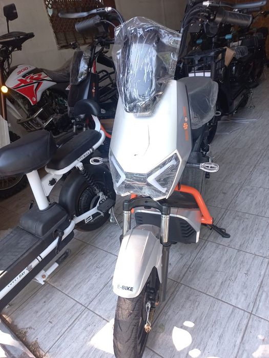 продам 2 электроскутера