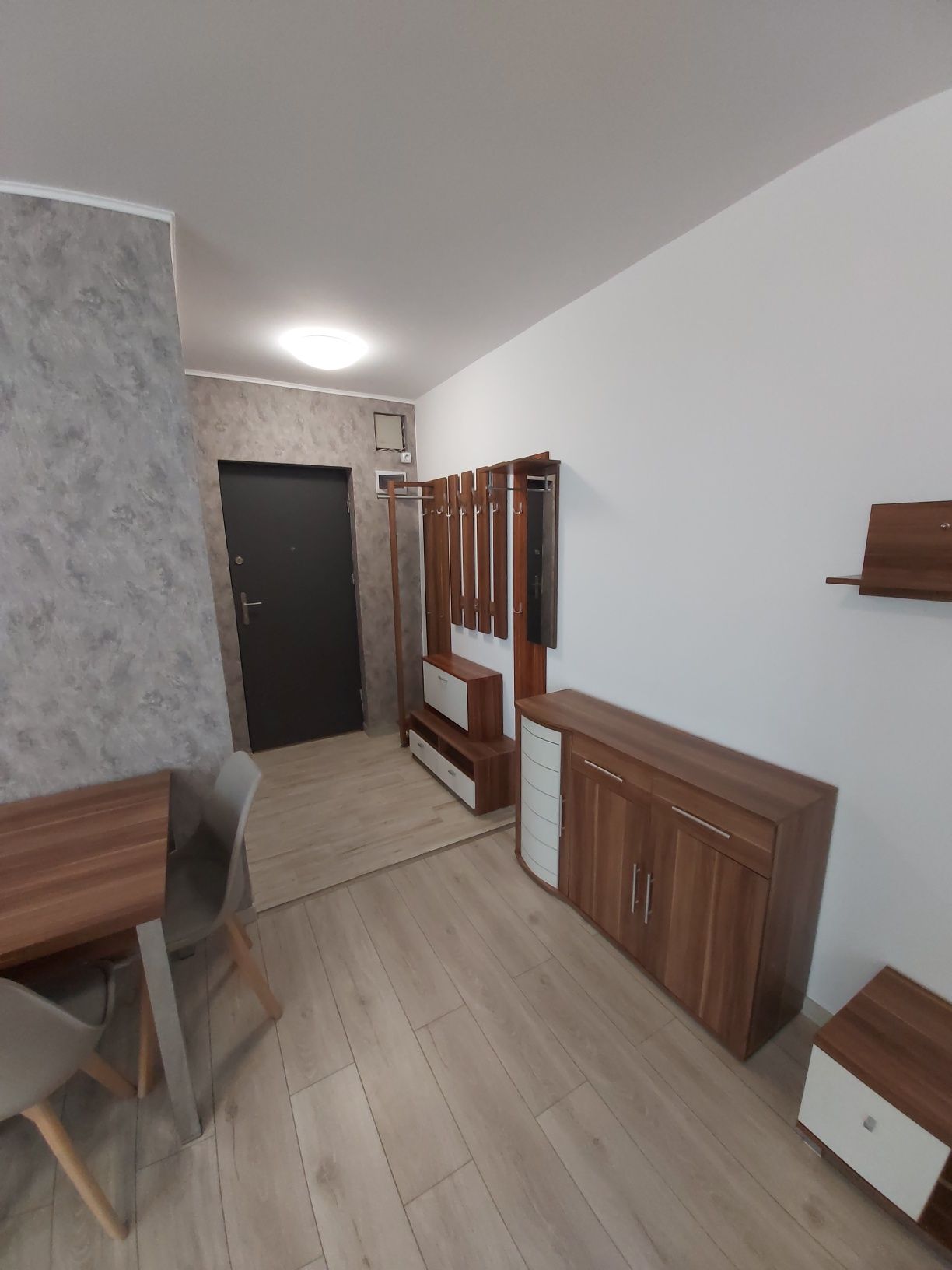 Apartament de închiriat 2 camere zona Unirii