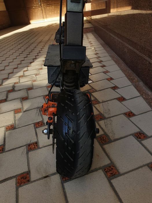 Kukirin G4 samakati