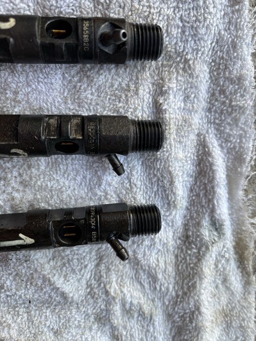 Помпа и дюзи от Рено канго 1.5дци