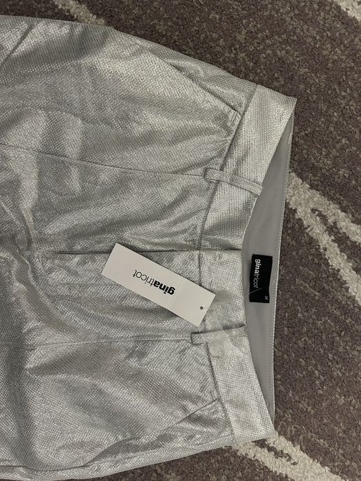 Pantaloni argintii 34 Ginatricot