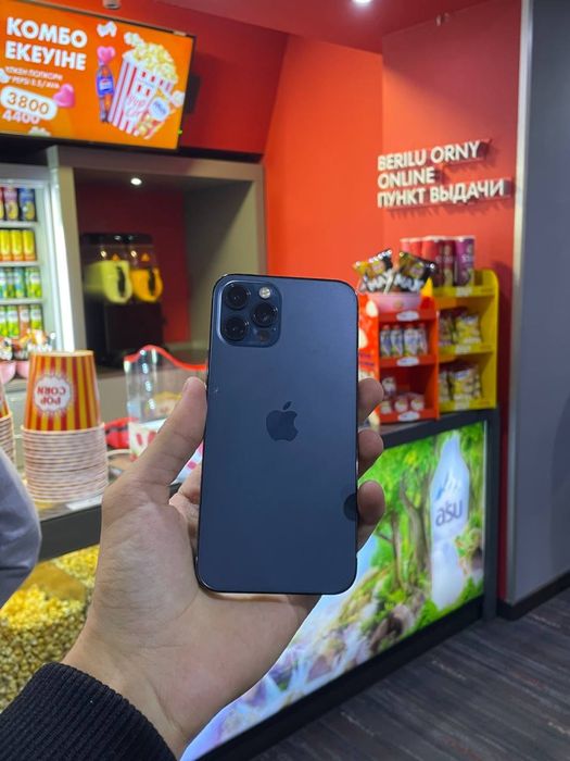 Продам срочно iPhone 12 Pro 128GB