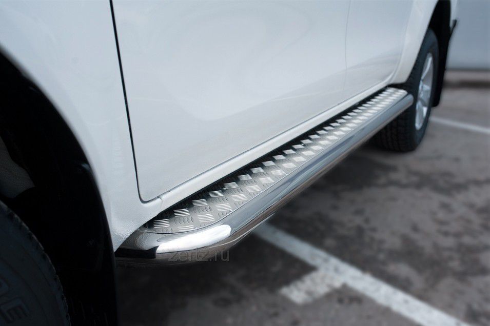 Hilux pick порги из нержавейки