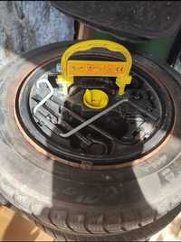 Резервна гума с инструмента Renault Clio