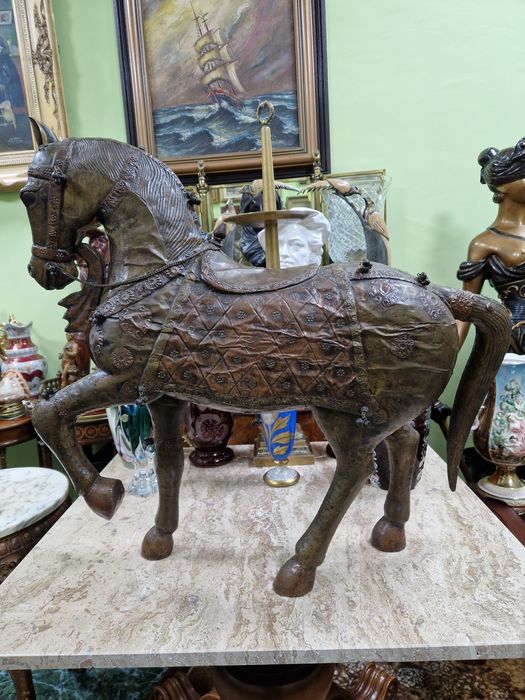 Уникална огромна антикварна дървена фигура статуетка месингов обков