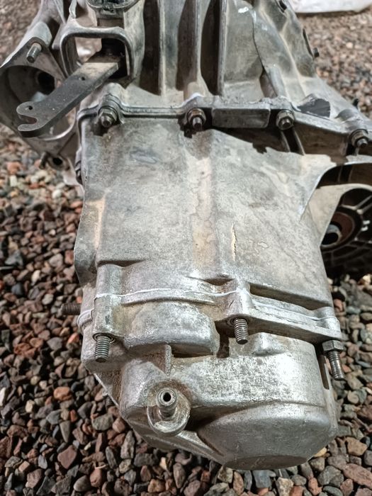 Кпп сотилади 2115