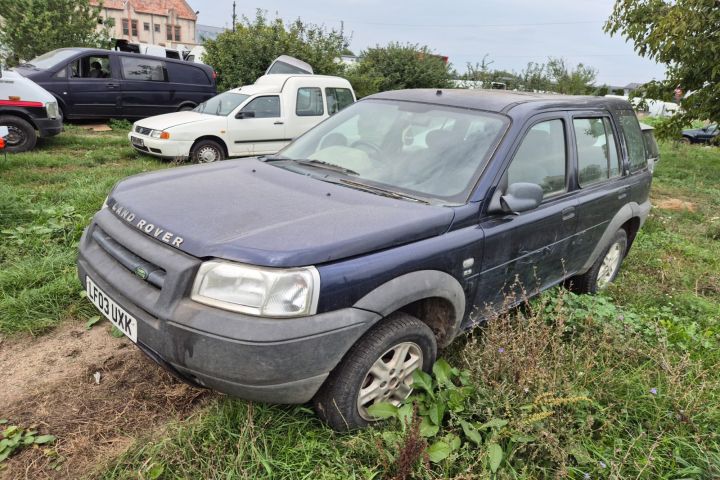 Bara fata Land Rover Freelander prima generatie