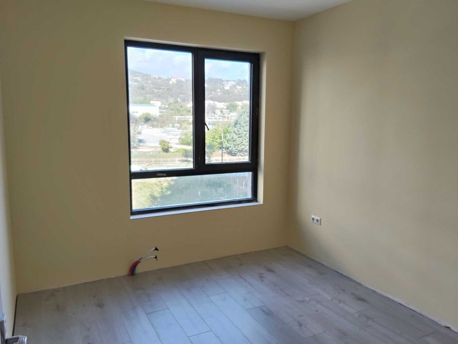 Дава се под наем Тристаен апартамент в Варна, Кайсиева градина - 80 кв.м за 561 € - Снимка #3