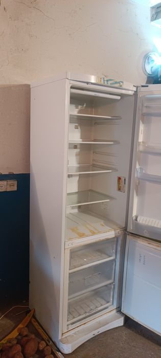 Продам холодильник Индезит в хорошем состоянии