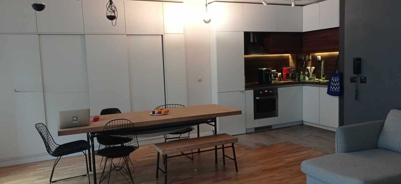 Дава се под наем Двустаен апартамент в София, Бъкстон - 90 кв.м за 720 € - Снимка #4