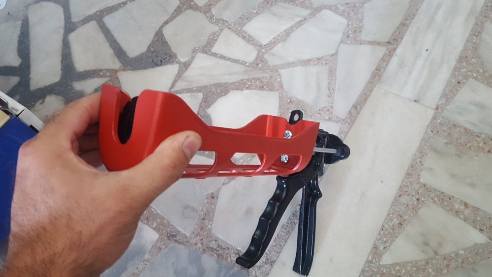 Нов метален пистолет за двукомпонентно лепило pistolet lepilo бетон шп