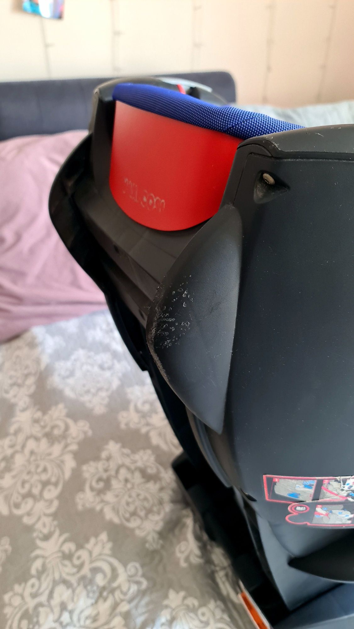 Столче за автомобил Maxi-cosi Toby 9-18кг isofix колан