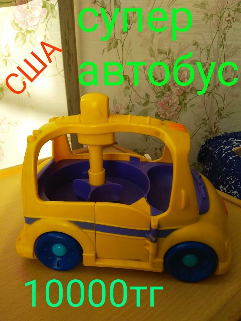 Монстр-Годзила, Автобус.Авто-подушка"малыш в машине"новый.