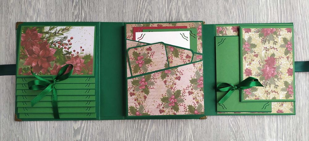 Коледен скрапбук албум в зелено /43.8