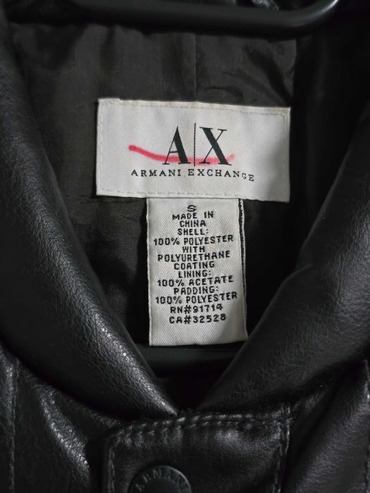 Armani Exchange оригинален дамски кожен елек