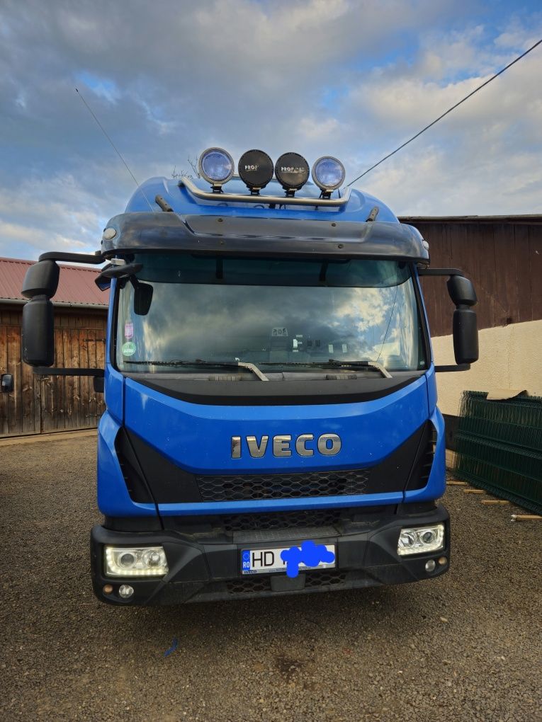 Vând Iveco Eurocargo