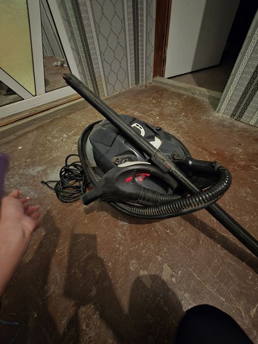 Професйонална  прахосмокачка на пара  пере 200 лв