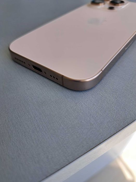 Iphone 16 Pro 128GB  Desert Titanium - 100% Battery