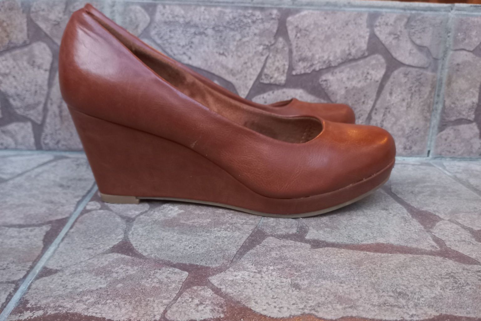 Pantofi maro Graceland
