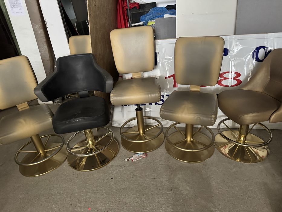 Scaune frizerie, pacanele