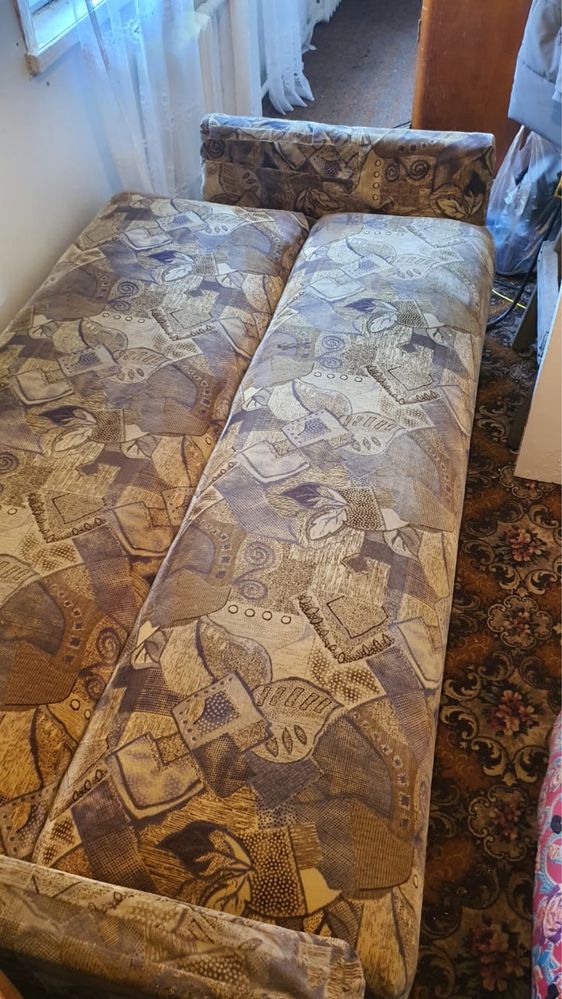 Продам диван состояние хорошие