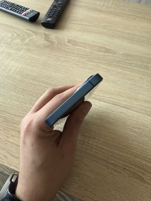 IPHONE 13 128 като нов