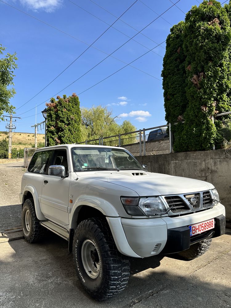 Autoutilitara Nissan Patrol Y61