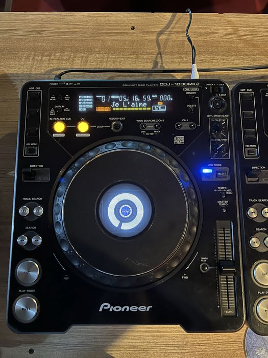 Pioneer CDJ 1000 Mk2 set.
