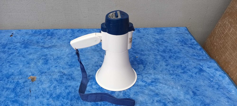 Megafon portavoce cu microfon extern | raza de acoperire 500 m***