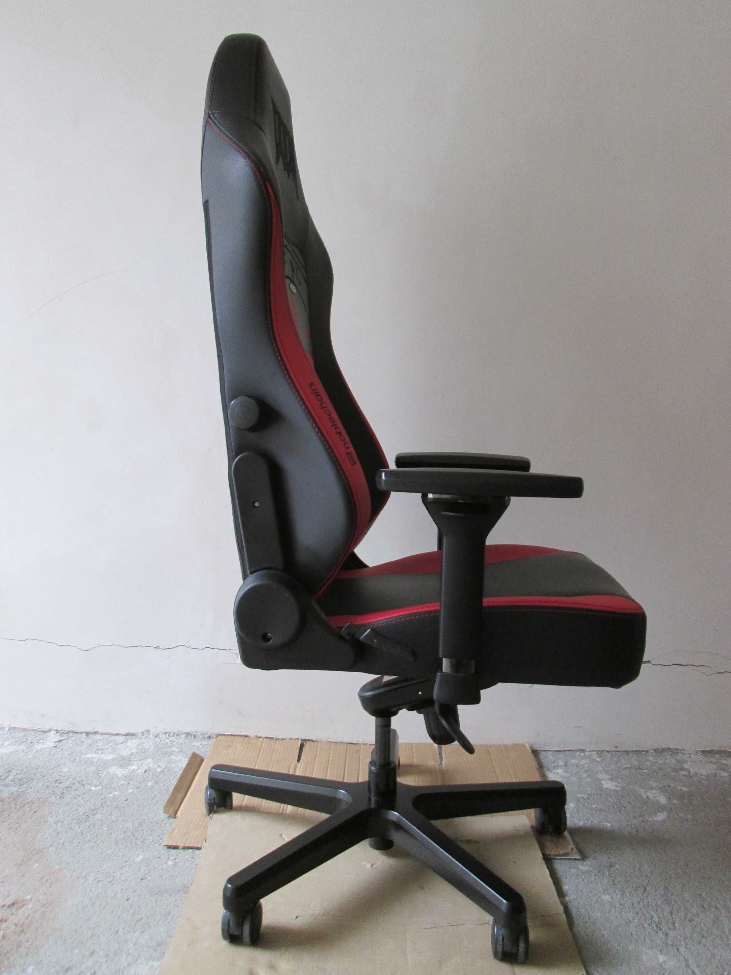 Геймърски стол Noblechairs Hero DOOM Edition